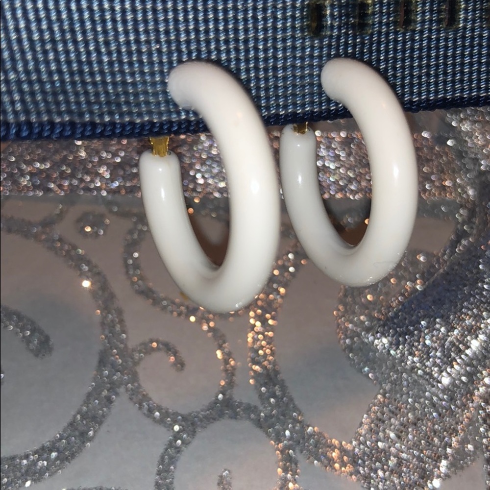 80s Lightweight Clip On Hoop Earrings